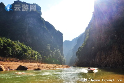 金秀圣堂湖景区
