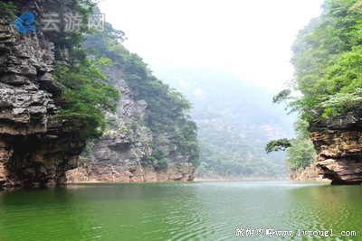 金秀圣堂湖景区