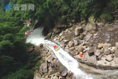 沐川龙门大峡谷漂流
