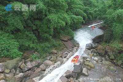 沐川龙门大峡谷漂流