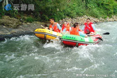 三清山金沙谷漂流