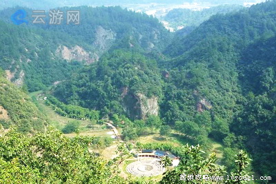 远安鸣凤山景区