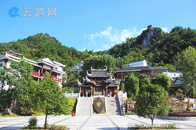 清江画廊下里巴人寻根之旅