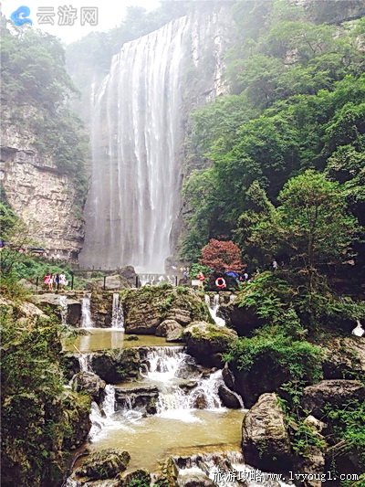 三峡大瀑布景区