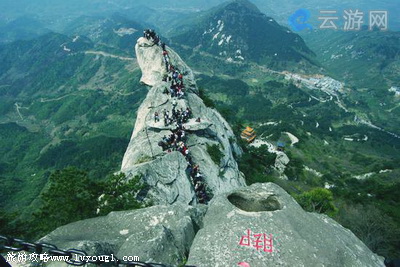 麻城龟峰山风景区