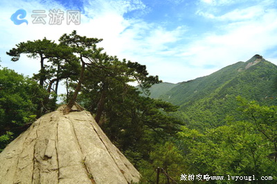 罗田薄刀峰风景区