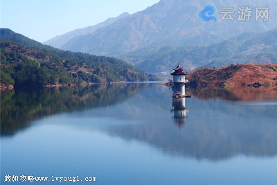 英山桃花冲景区