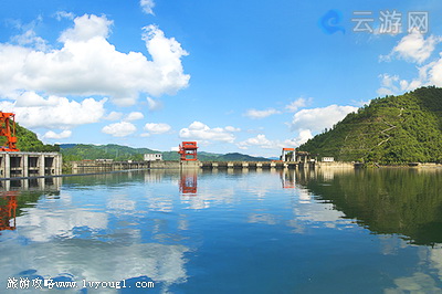 十堰黄龙滩旅游度假区