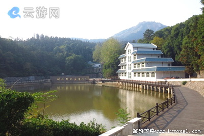安陆白兆山李白文化旅游区