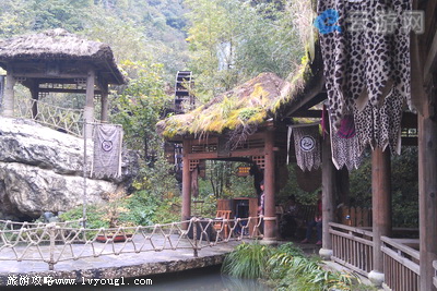 神农架天生桥景区