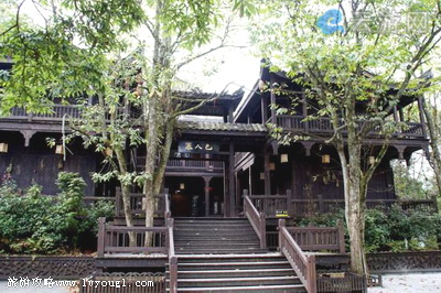 坪坝营鸡公山景区
