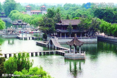 辉县百泉湖
