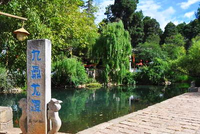 束河古镇龙潭