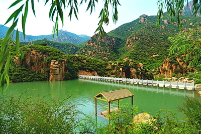 秦皇岛冰糖峪大峡谷