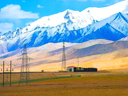 青海格尔木昆仑山旅游景区
