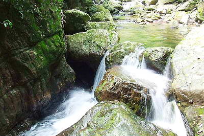 来宾百崖大峡谷景区