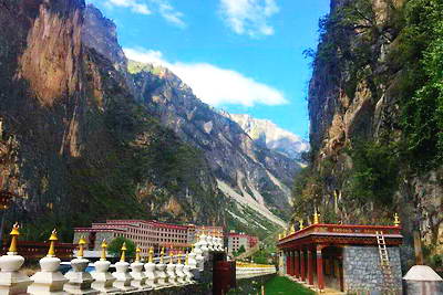 香格里拉大峡谷