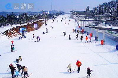 宁波商量岗滑雪场