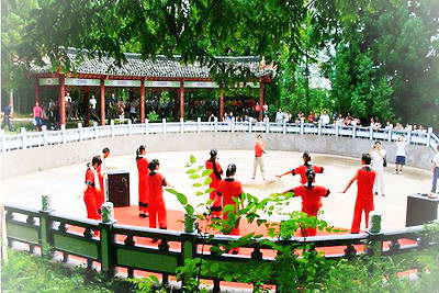 重庆毕兹卡绿宫景区