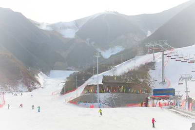 兰州凤凰岭滑雪场*