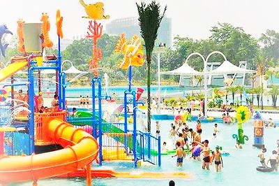 柳州雀山公园水上世界