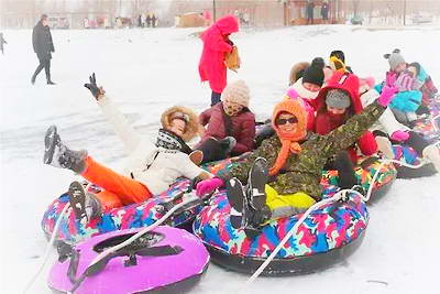 金河湾冰雪梦幻乐园