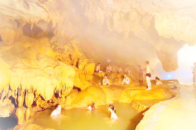 阳朔金水岩景区
