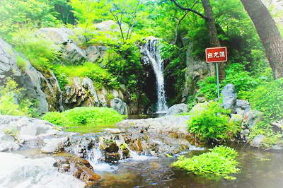 北京门头沟聚灵峡灵山古道
