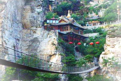 北京十渡天河谷玻璃栈道