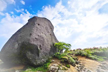 大围山白面石景区