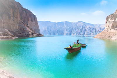 青海龙羊峡生态旅游景区