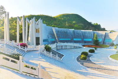 关岭古生物化石群公园