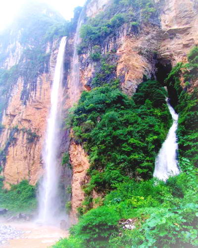 达州宣汉巴山大峡谷