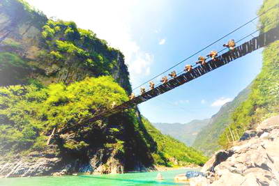 达州宣汉巴山大峡谷