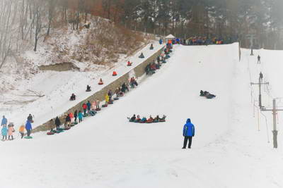 吉林朱雀山滑雪场