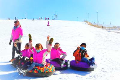 银川西夏风情园滑雪场