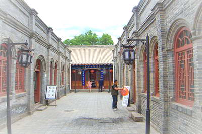 张家口堡子里景区