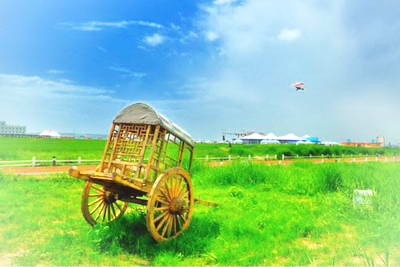 中都原始草原度假村