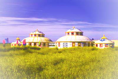 中都原始草原度假村