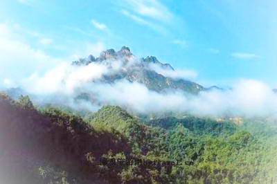鞍山海城白云山