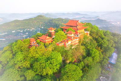 南充西山风景区