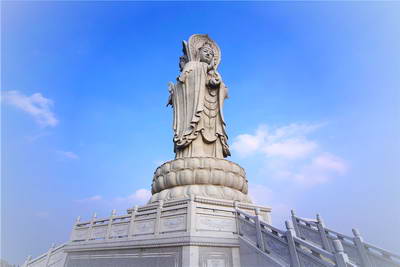 老乐山三面观音