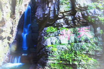 舞钢灯台架景区