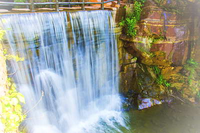 舞钢灯台架景区