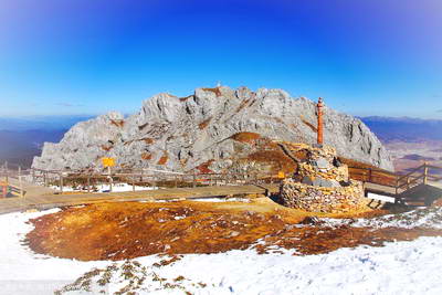 迪庆石卡雪山