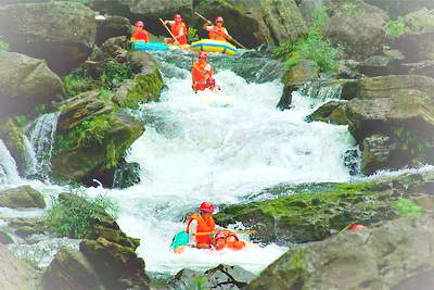 黄平飞云大峡谷