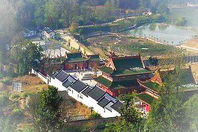 宜春阁皂山