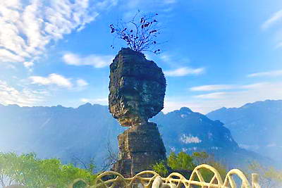 长阳清江方山景区