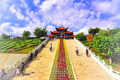 弥勒锦屏山风景区