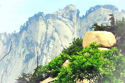洛南秦岭观华山*
